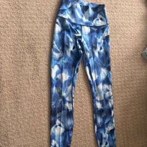 Lululemon Athletica Blue and White Leggings